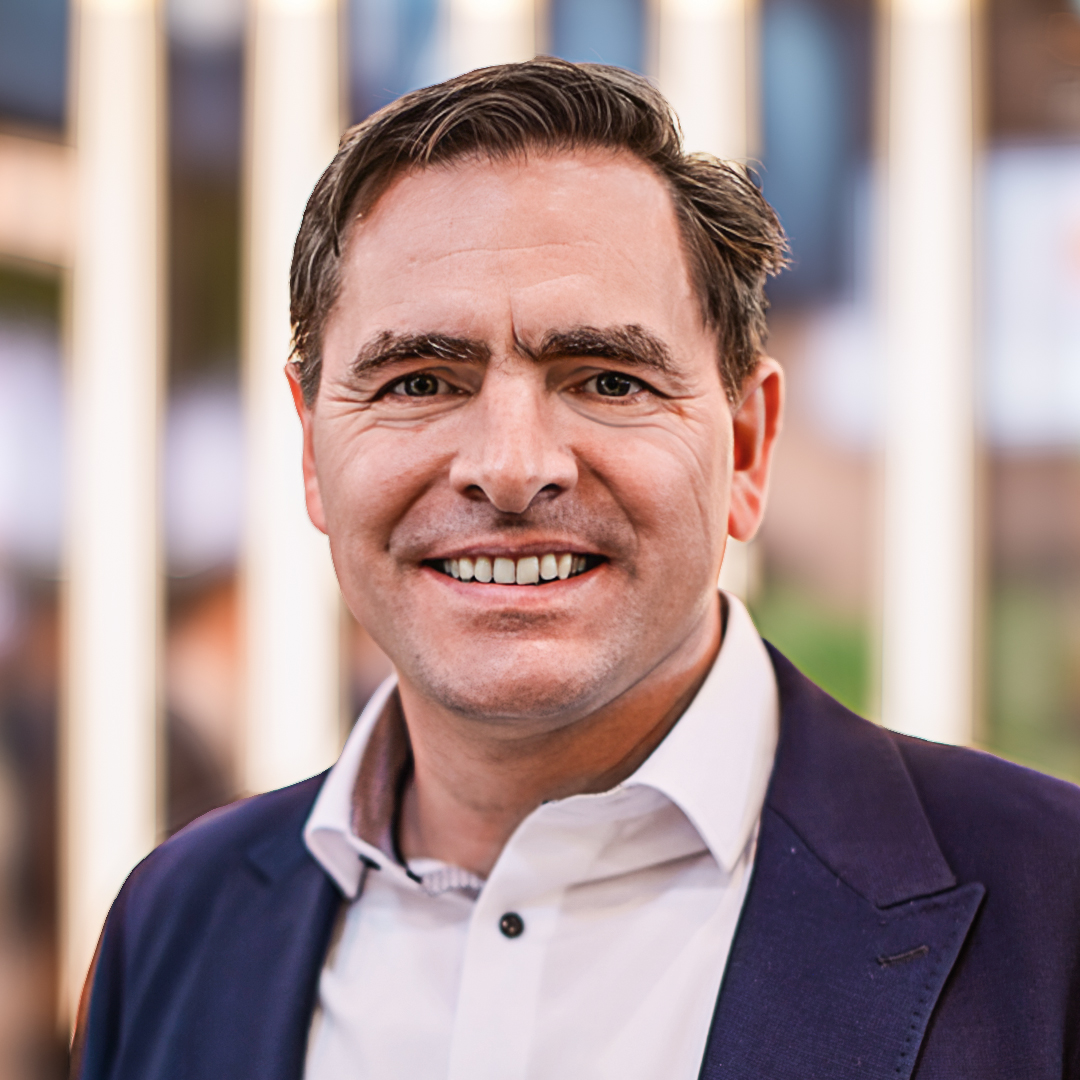 Petrina (Chairman of the Board of Directors)